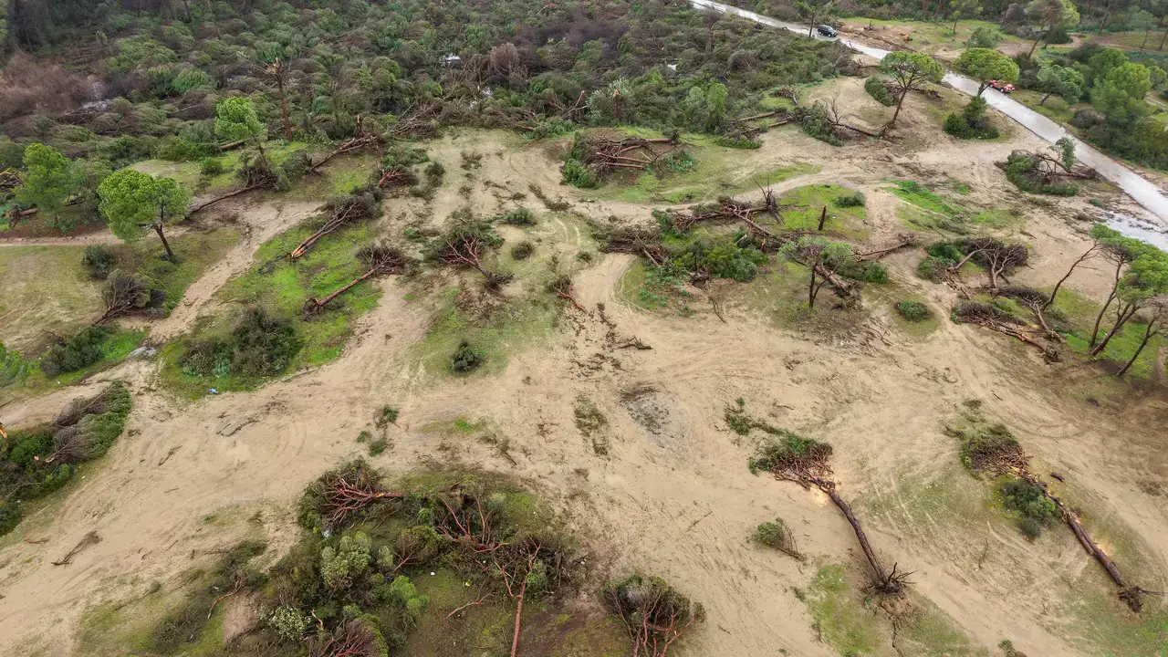 Aksu’da Hortum Felaketinin İzleri Siliniyor 8